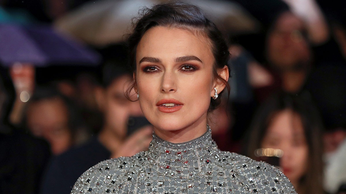 amanda weiterman recommends keira knightley nipples pic
