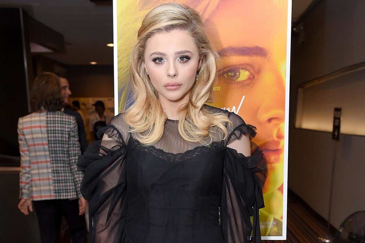 chris svenningsen recommends chloe moretz tits pic