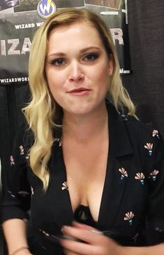 ashlie macdonald share eliza taylor hot pics photos