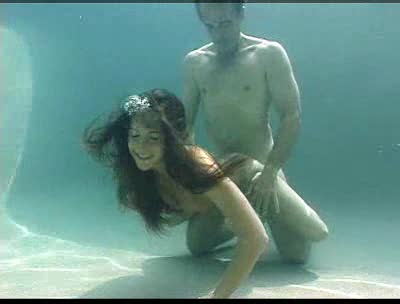 angie motes recommends Girl Fucked Under Water