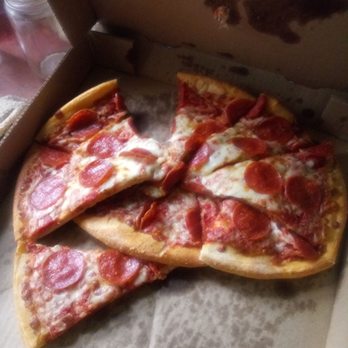 ami garcia share crazy pizza on mack photos
