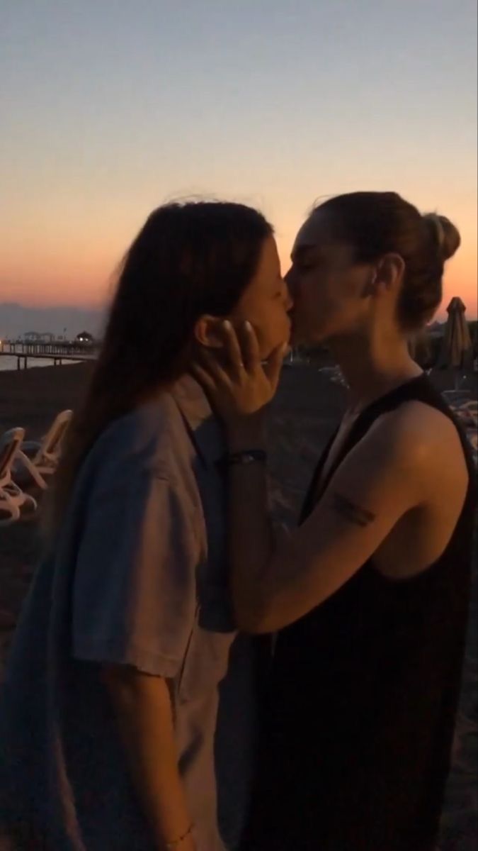 douglas balentine recommends Hot Lesbian Tumblr Video