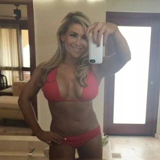chevaughn olen recommends wwe natalya nude photos pic