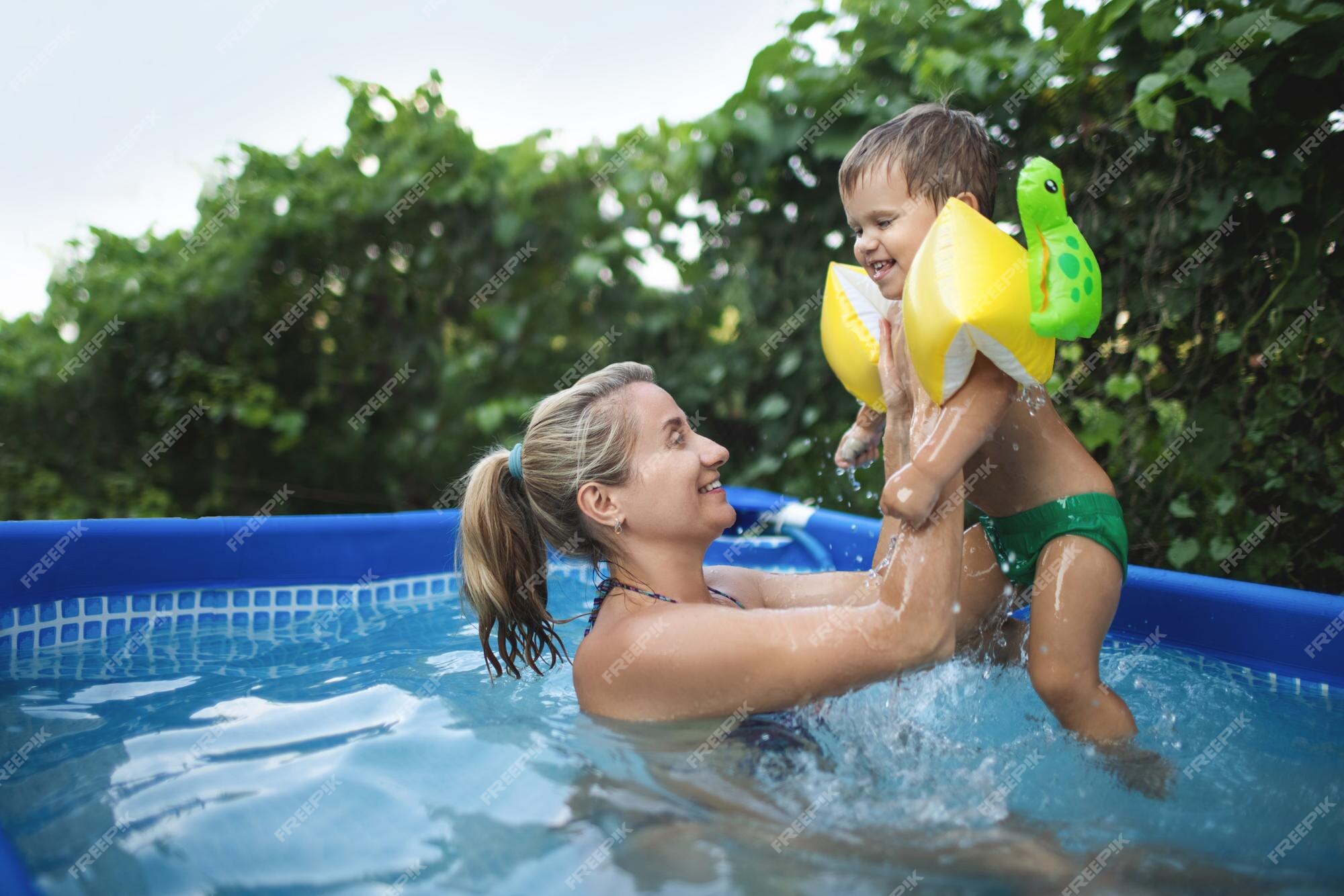 andrew rief add mom naked by pool photo