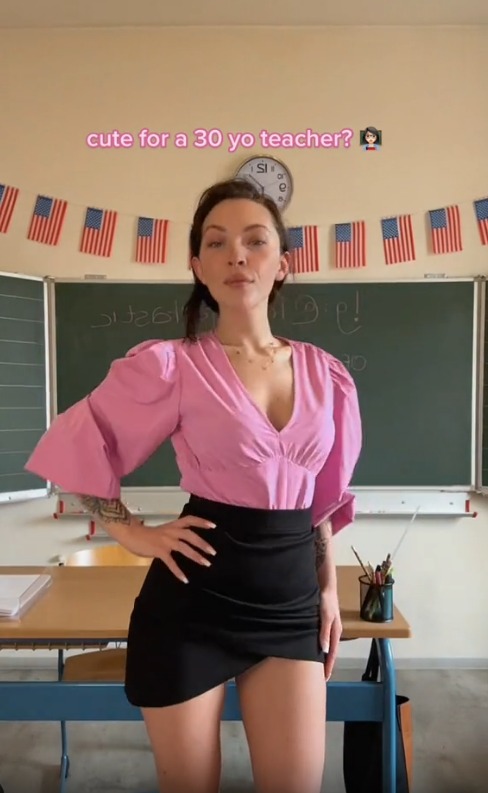 Hot Teacher In Skirt dp star