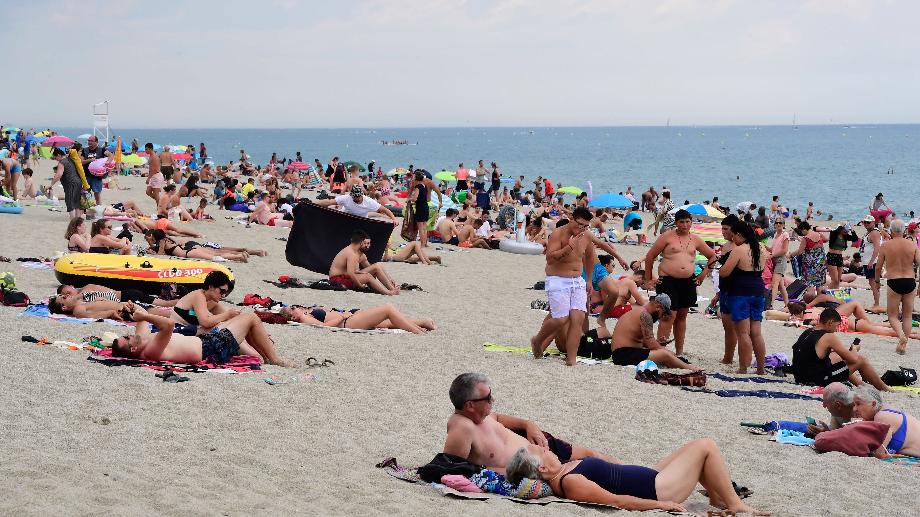 aleksandar sale zivkovic share show me naked women on the beach photos
