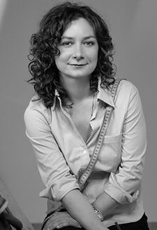 bonnie engle recommends Sara Gilbert Hot