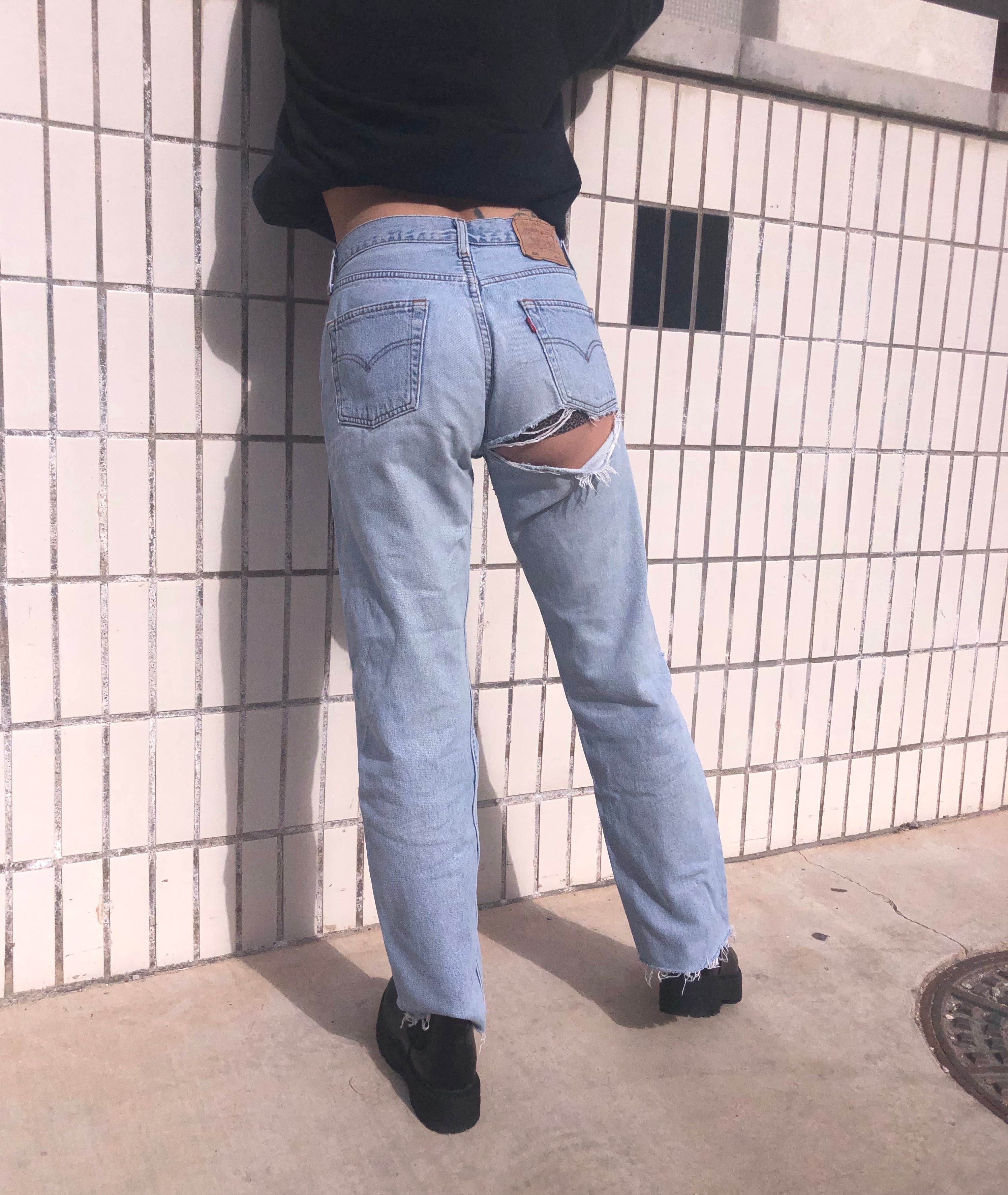 butt cut jeans