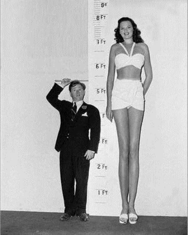 brian newton add photo 8 foot tall woman
