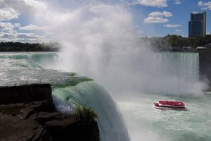 niagara falls canada backpage