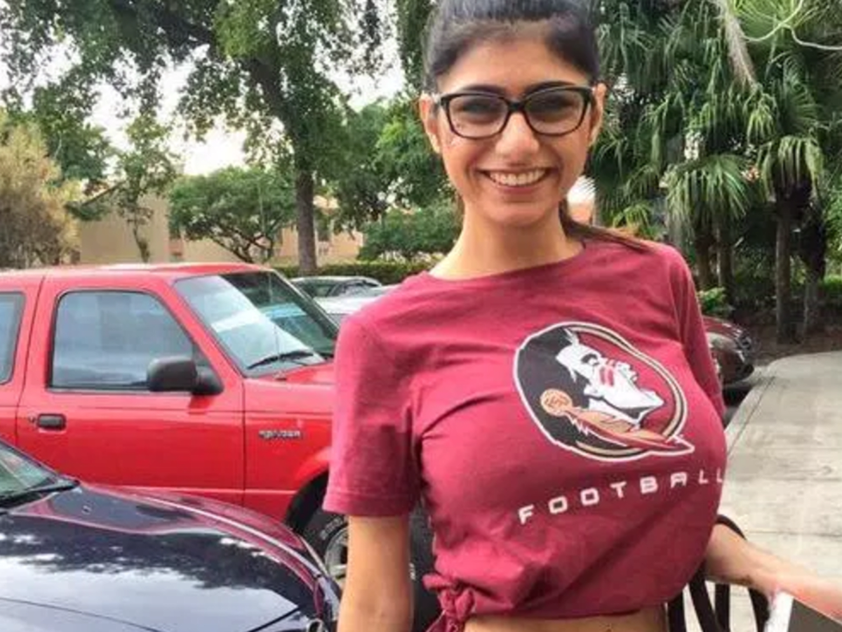 mia khalifa sports podcast