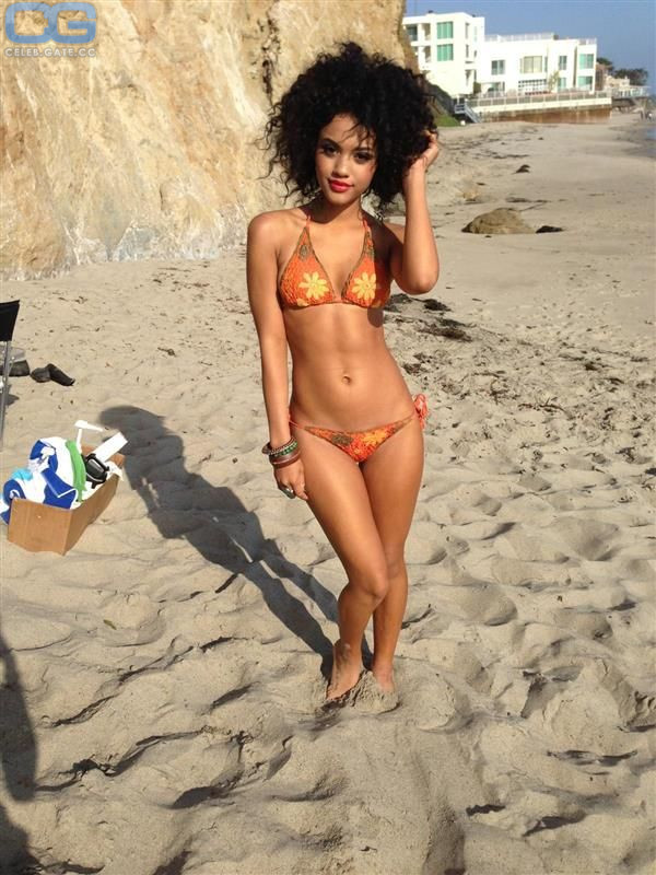 beverley nicholas recommends kiersey clemons nude pic