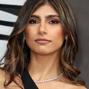 adrian akbar recommends mia khalifa pictures pic