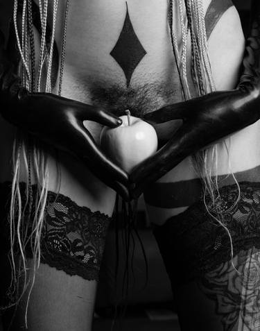 bishnu karmakar share black and white erotic photography photos