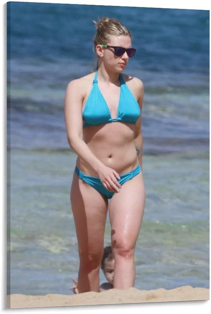 alona miguel recommends scarlett johansson sexy bikini pic