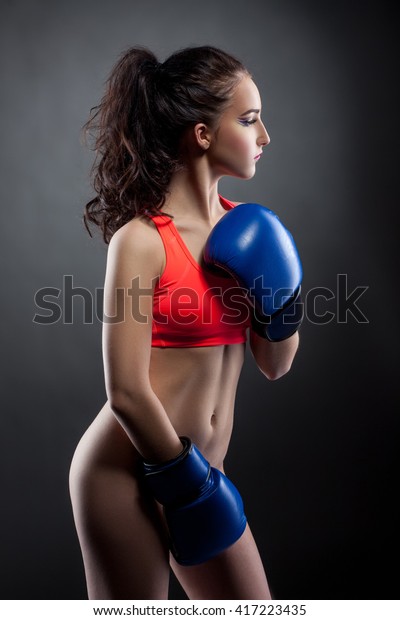 nude female boxing