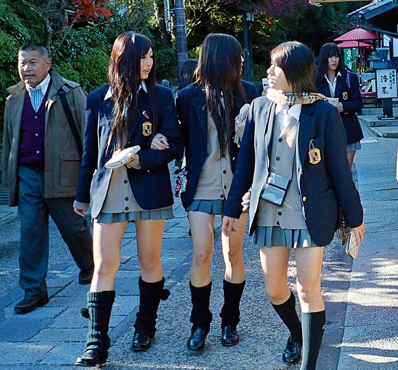 Asian School Girls Groped full game