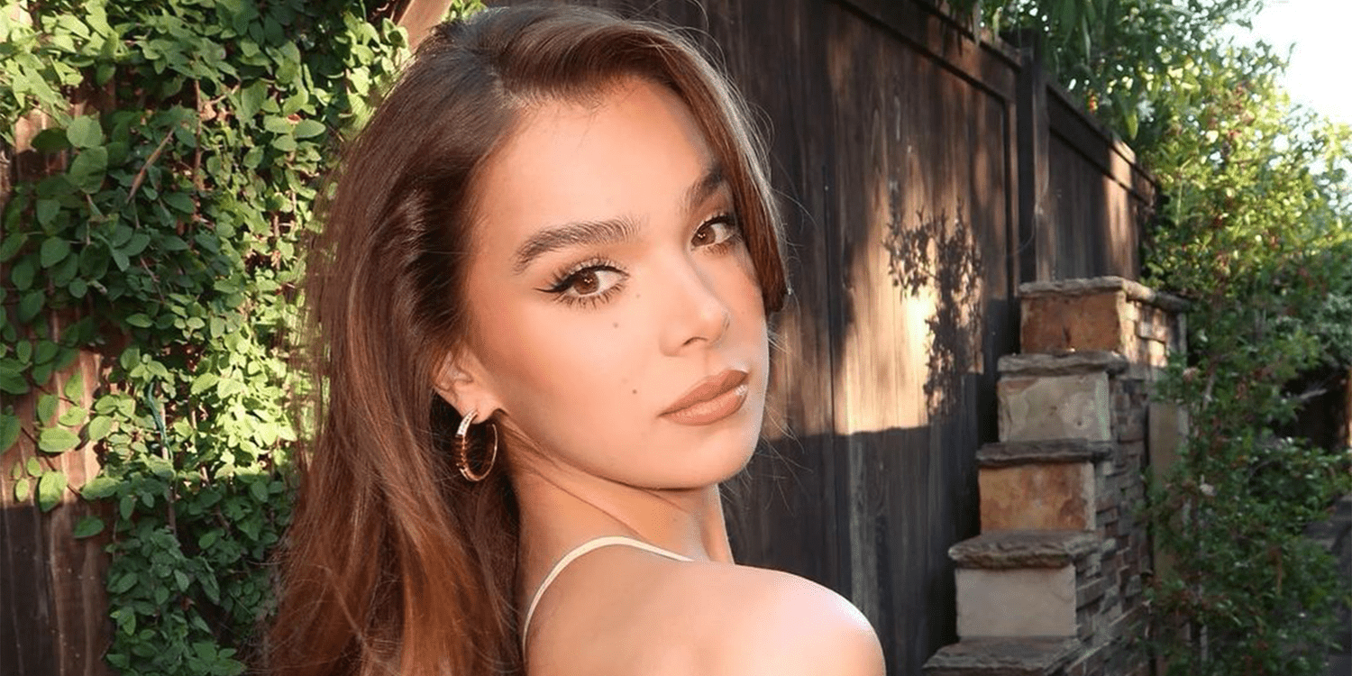 christopher drye recommends Hailee Steinfeld Naked