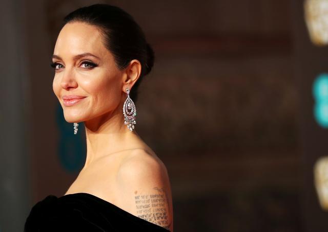anne marie purcell recommends Angelina Jolie Lesbian Affair