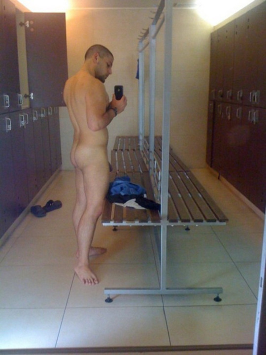 dominic fano add voyeur mens locker room photo
