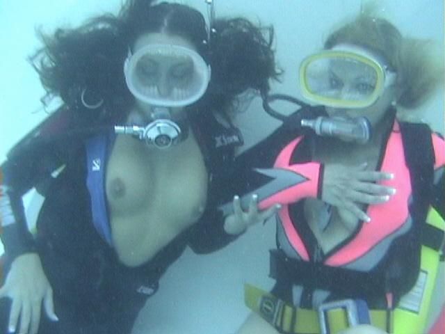 brian frankel recommends Naked Women Scuba Diving