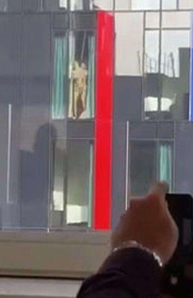 adam dewit add couple having sex in window goes viral photo