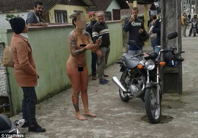 Nudist Women In Public cuckold caption