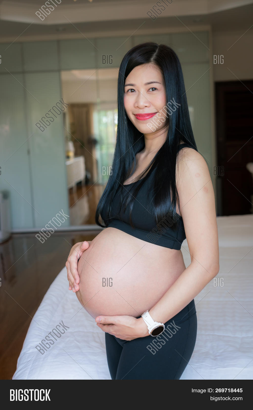 ashlee armitage share naked pregnant asian women photos