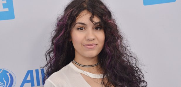 agus peing recommends alessia cara leaked pic