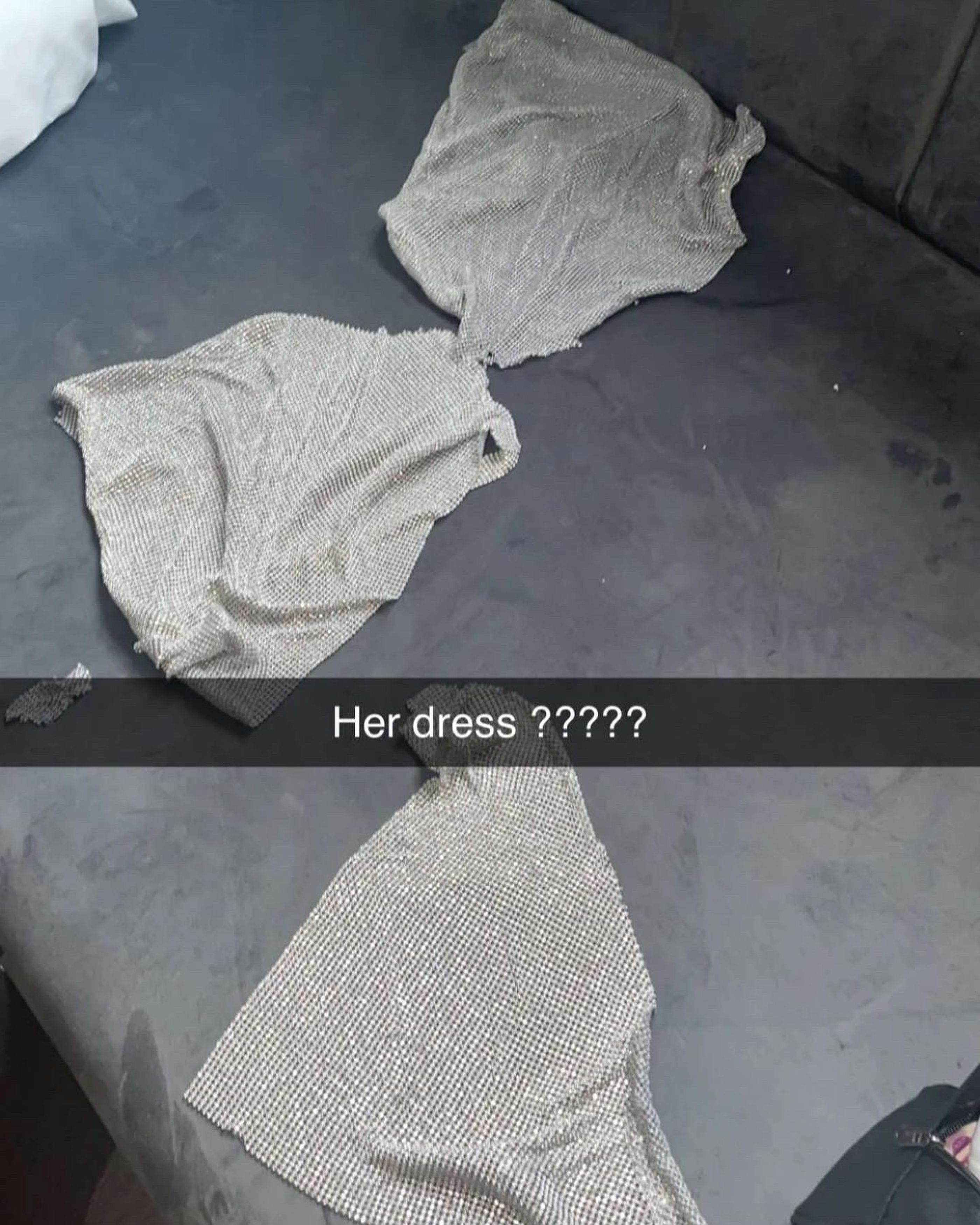 camille gaba add dress fall down in public photo