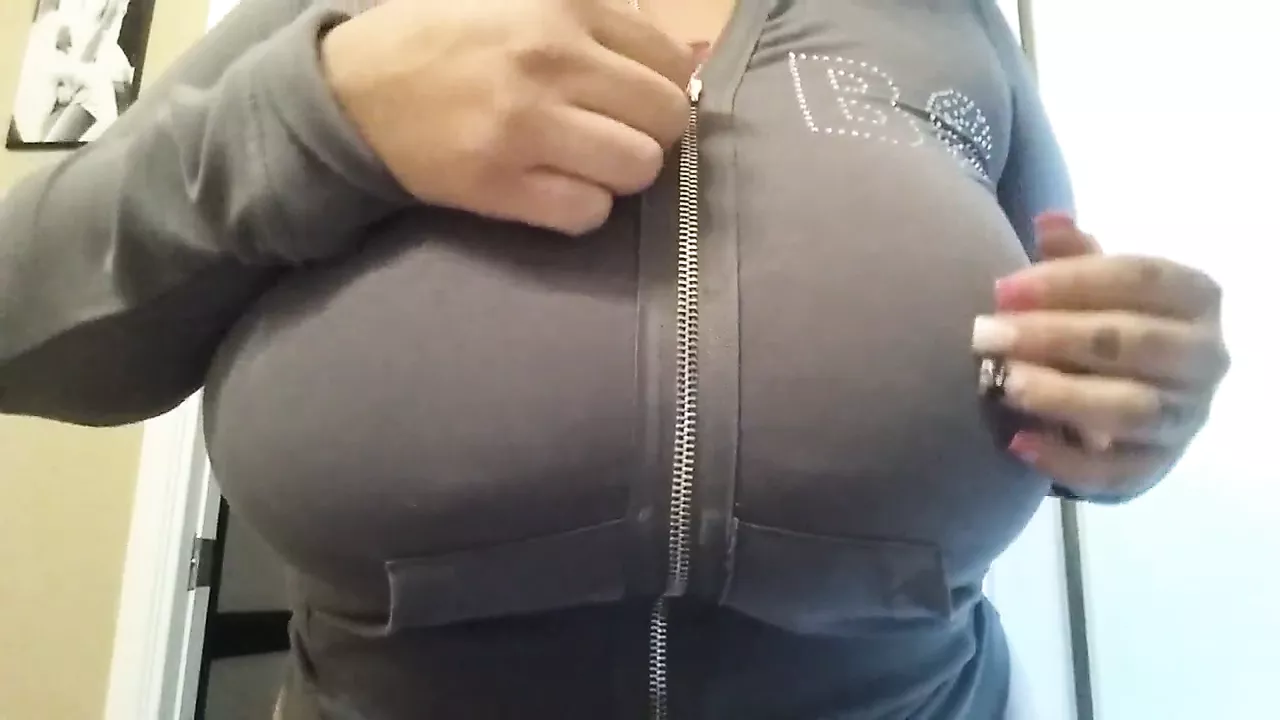 chris repass share big tits in puffer coat porn photos