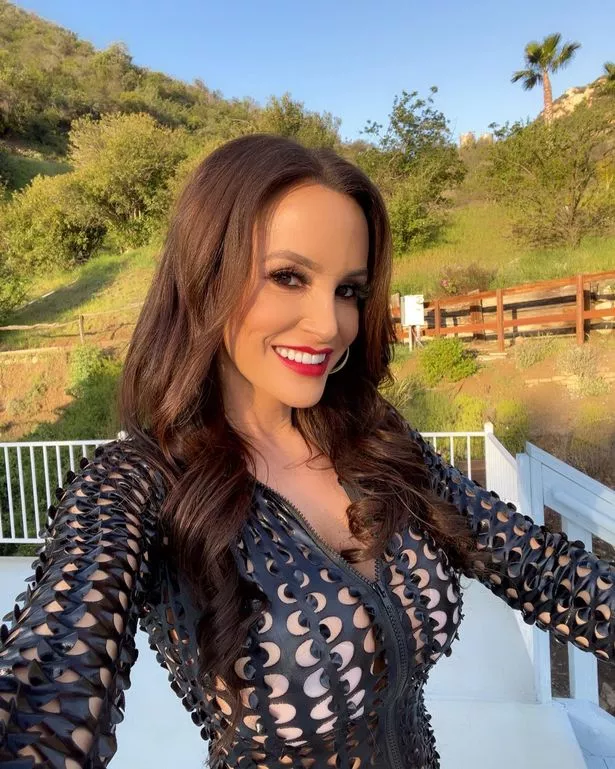 christian a sampol recommends lisa ann newest porn pic