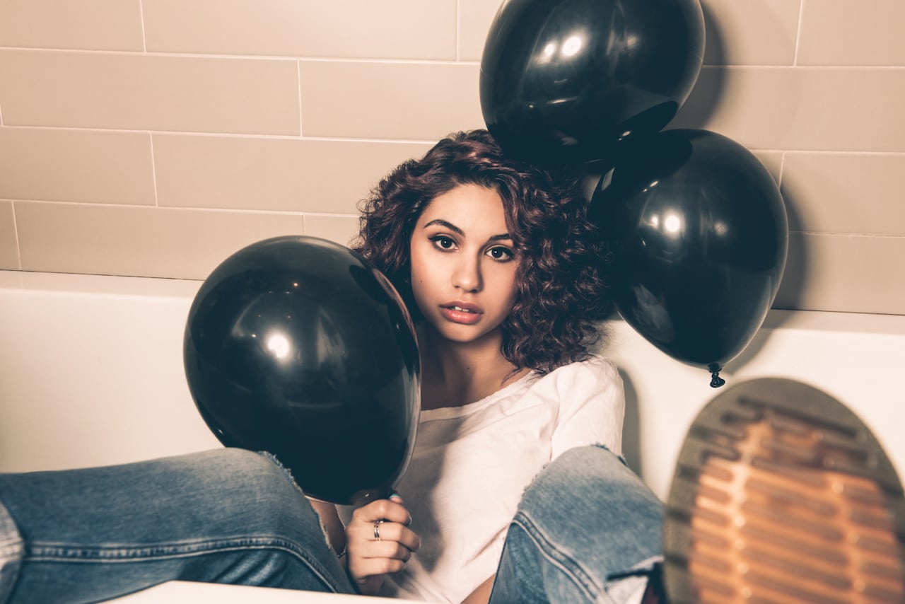 aai azhar recommends Alessia Cara Leaked