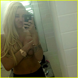 amy tweed share amanda bynes big tits photos