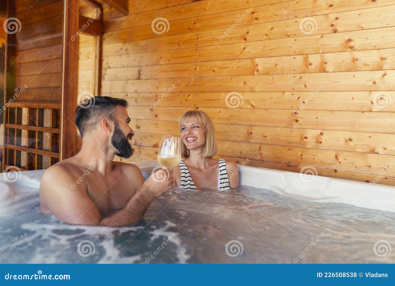 belinda whitby add photo making love in a hot tub