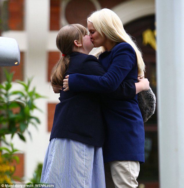 bernie fahy recommends mom daughter french kiss pic