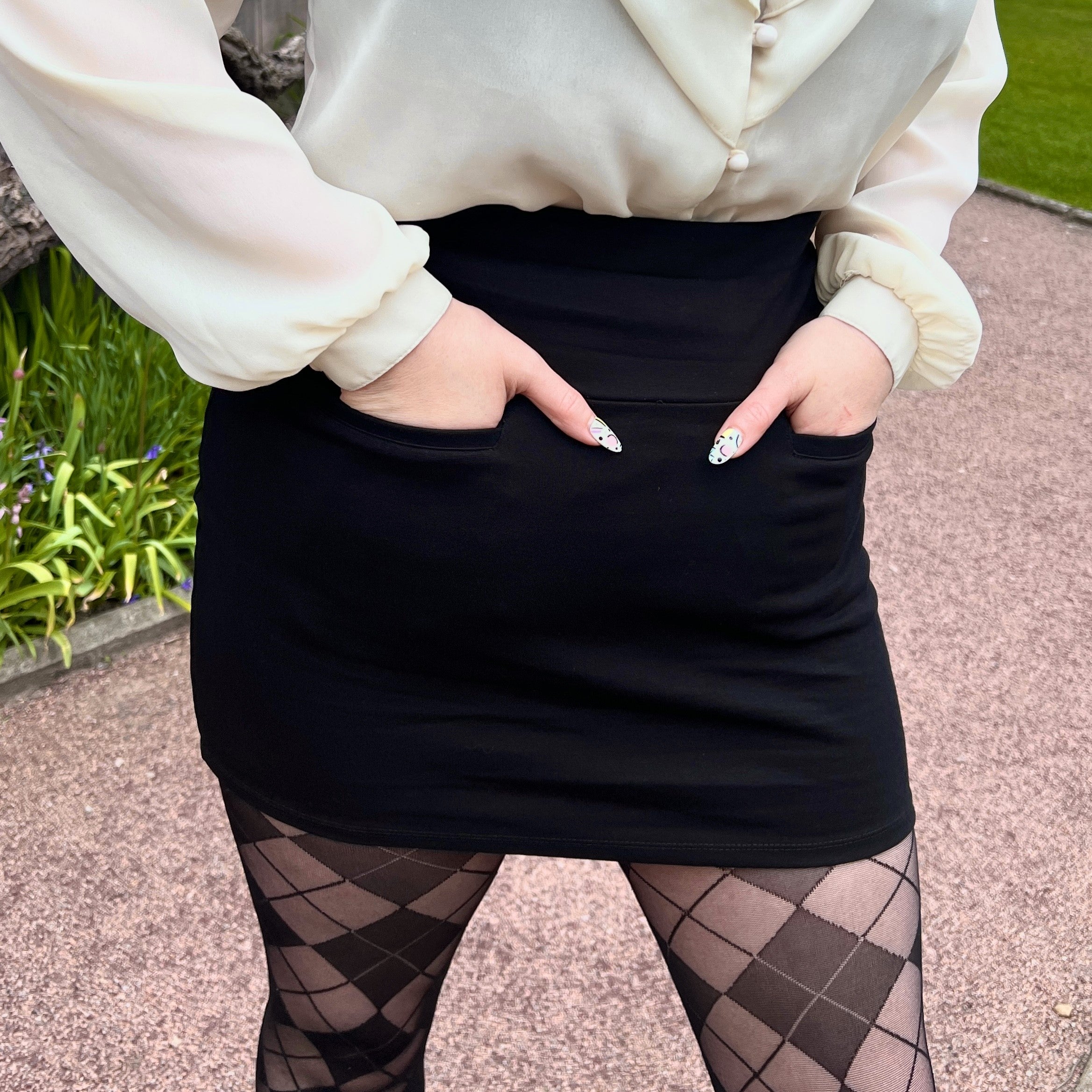 Black Pantyhose Mini Skirt busty women
