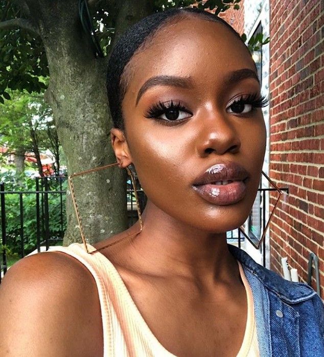 alyssa blocker recommends black women with big lips pic