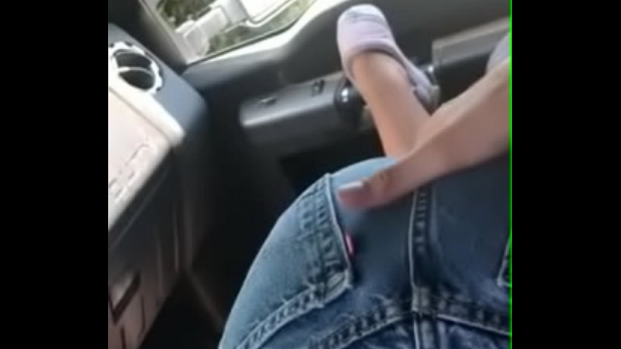 blade wood add photo girl gives blowjob in car