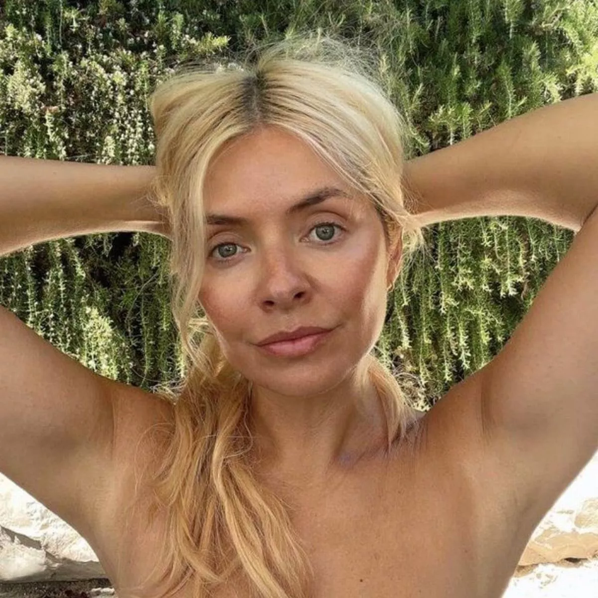 Holly Willoughby Leaked Photos sex camera
