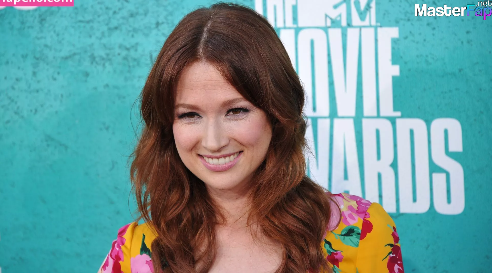 candice welch recommends ellie kemper porn pic