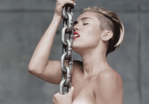 christina lipscomb recommends miley cyrus sexy gif pic