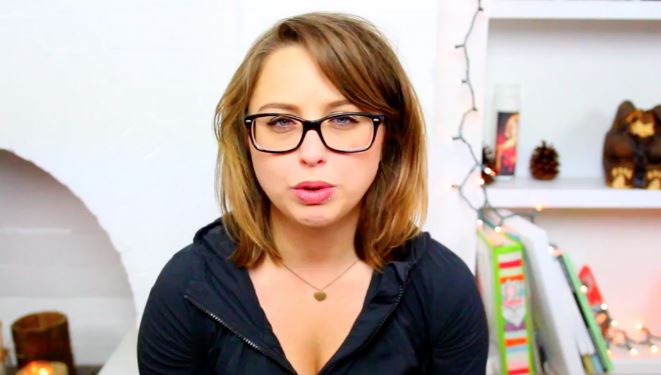 daniele negreanu recommends laci green bra size pic