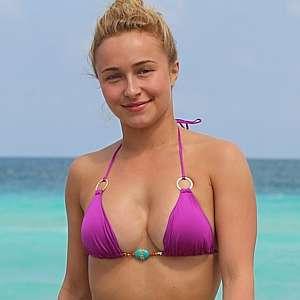 andrew oldroyd add hayden panettiere tits photo