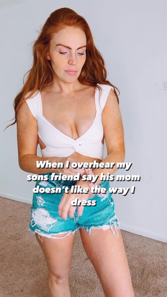 hot red head mom