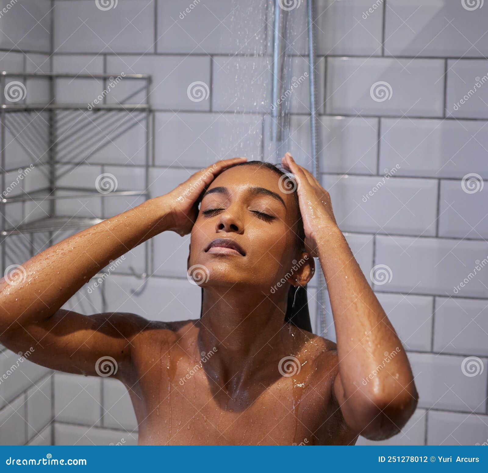 aliah mathews recommends Hot Women Taking Shower