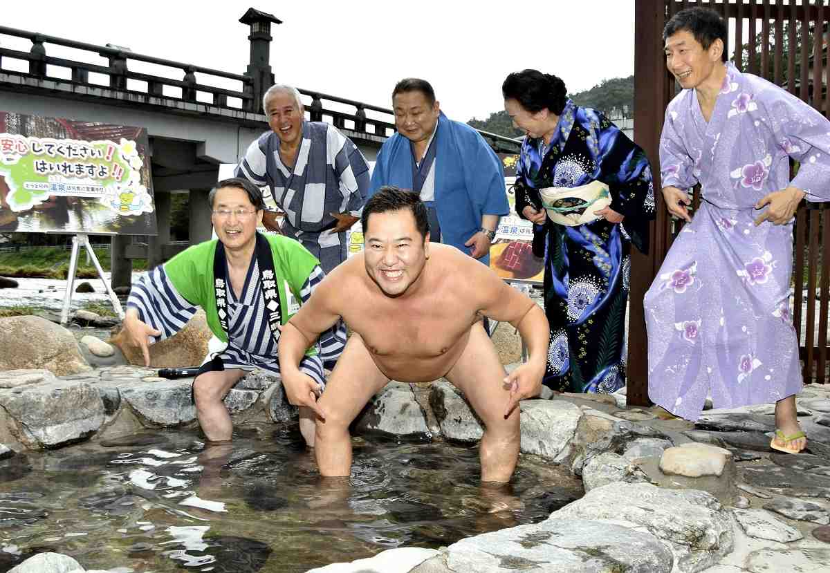 dante navarro recommends Japanese Public Bath Video