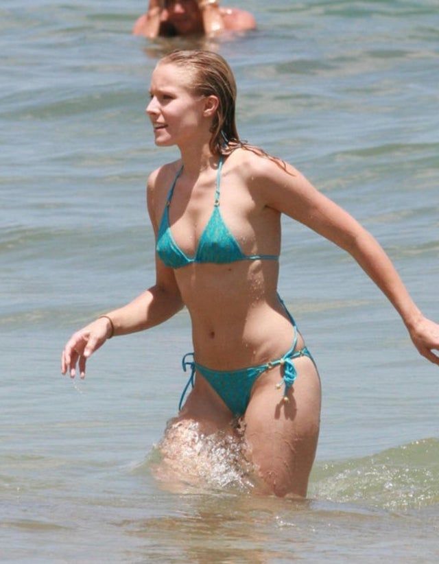 daniele musiani recommends Kristen Bell Thong