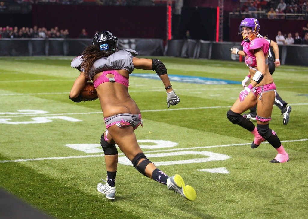 cynthia frese recommends lfl wardrobe malfunction video pic