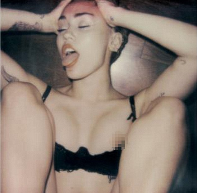 curtis decoste recommends Miley Cyrus Nude Again